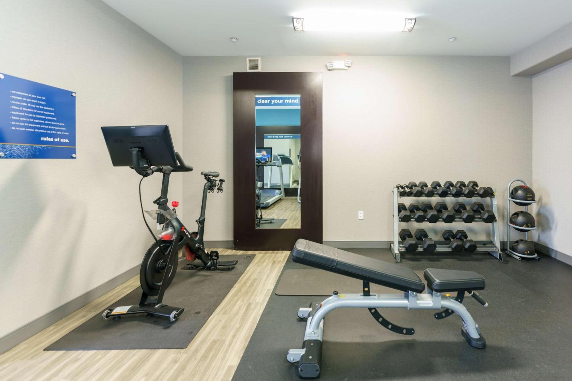 Hampton Inn Garden City Kültér fotó