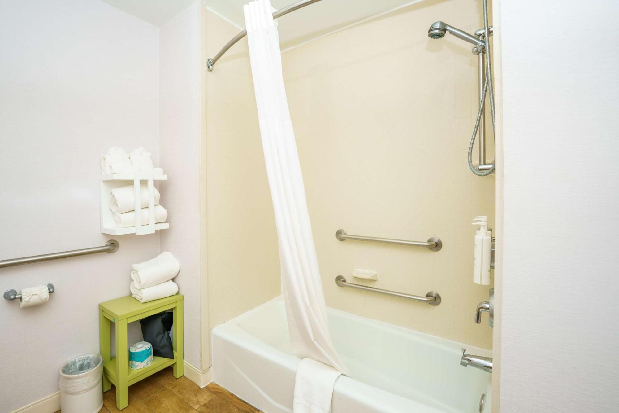 Hampton Inn Garden City Kültér fotó